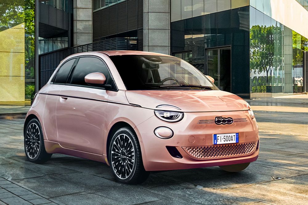 Fiat pozastavuje výrobu elektromobilu kvôli slabému záujmu